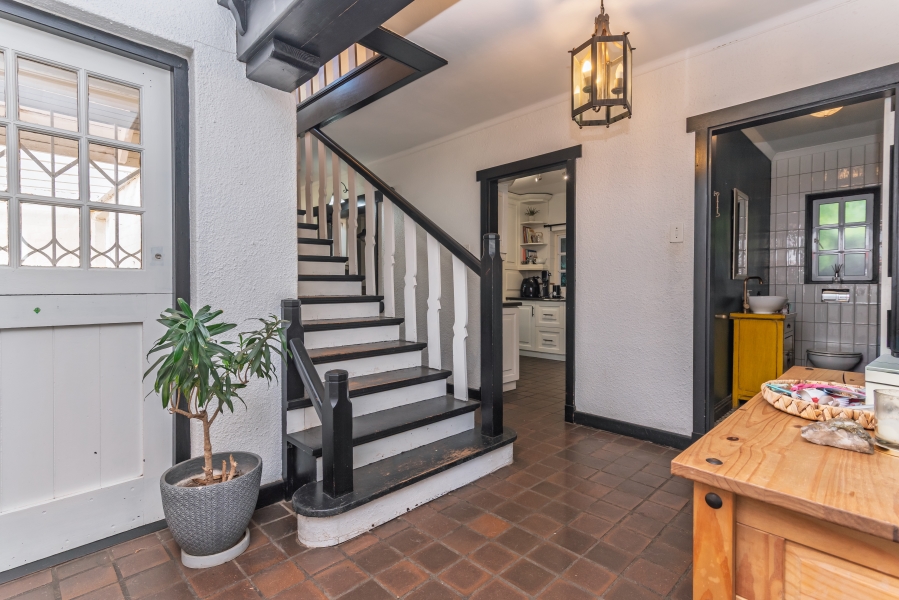 4 Bedroom Property for Sale in Rondebosch Western Cape